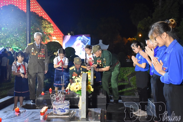 Fostering revolutionary ideals for young generation