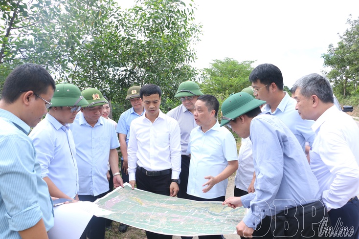 Deputy Secretary of Điện Biên provincial Party Committee Nguyễn Văn Thắng inspects Sơn La - Điện Biên - Tây Trang Border Gate Expressway Project