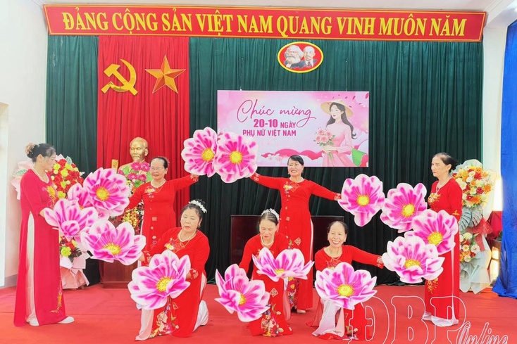 Spreading joy, connecting love