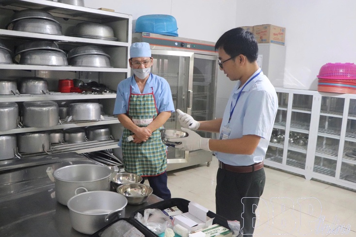 Tightening food safety controls